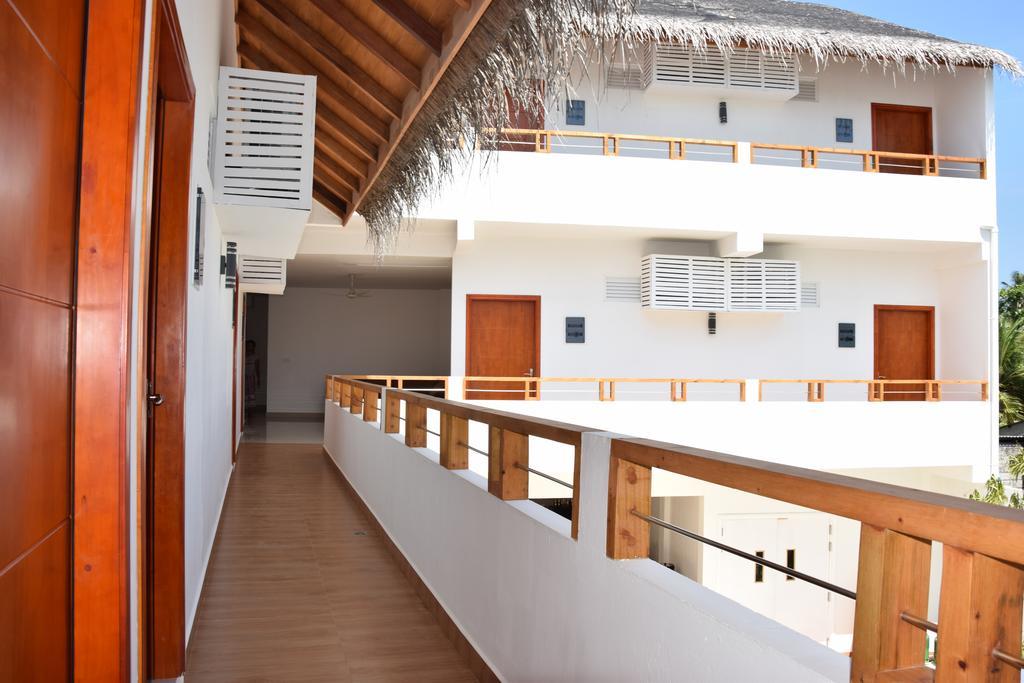 Athiri Maldives 3*